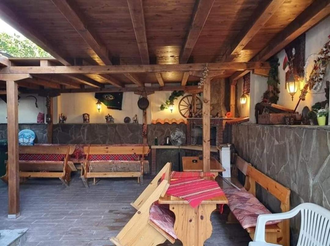 Guest House Markovi ラヴダ エクステリア 写真