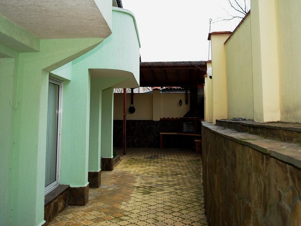 Guest House Markovi ラヴダ エクステリア 写真